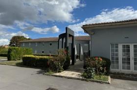 Kyriad Direct Reims Bezannes - photo 11