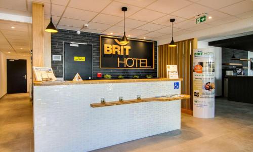 Brit Hotel Reims La Neuvillette - photo 1