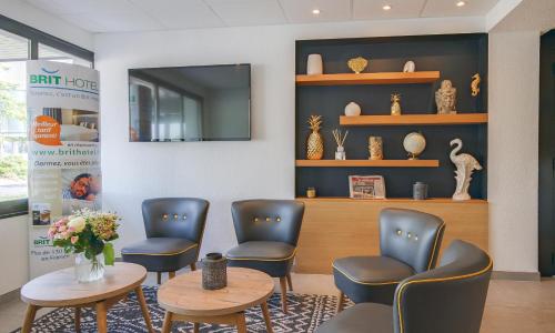 Brit Hotel Reims La Neuvillette - photo 2