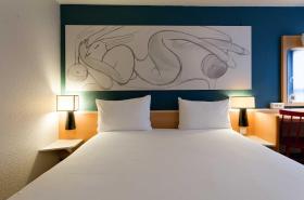 ibis Reims Centre - photo 11