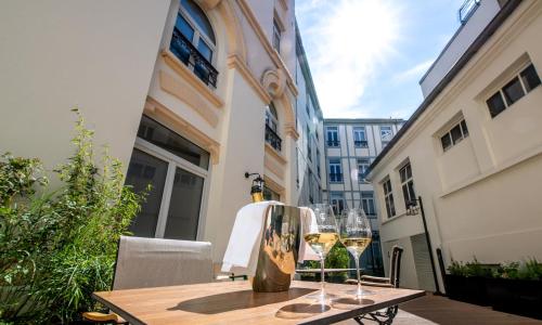 Continental Hotel - photo 1